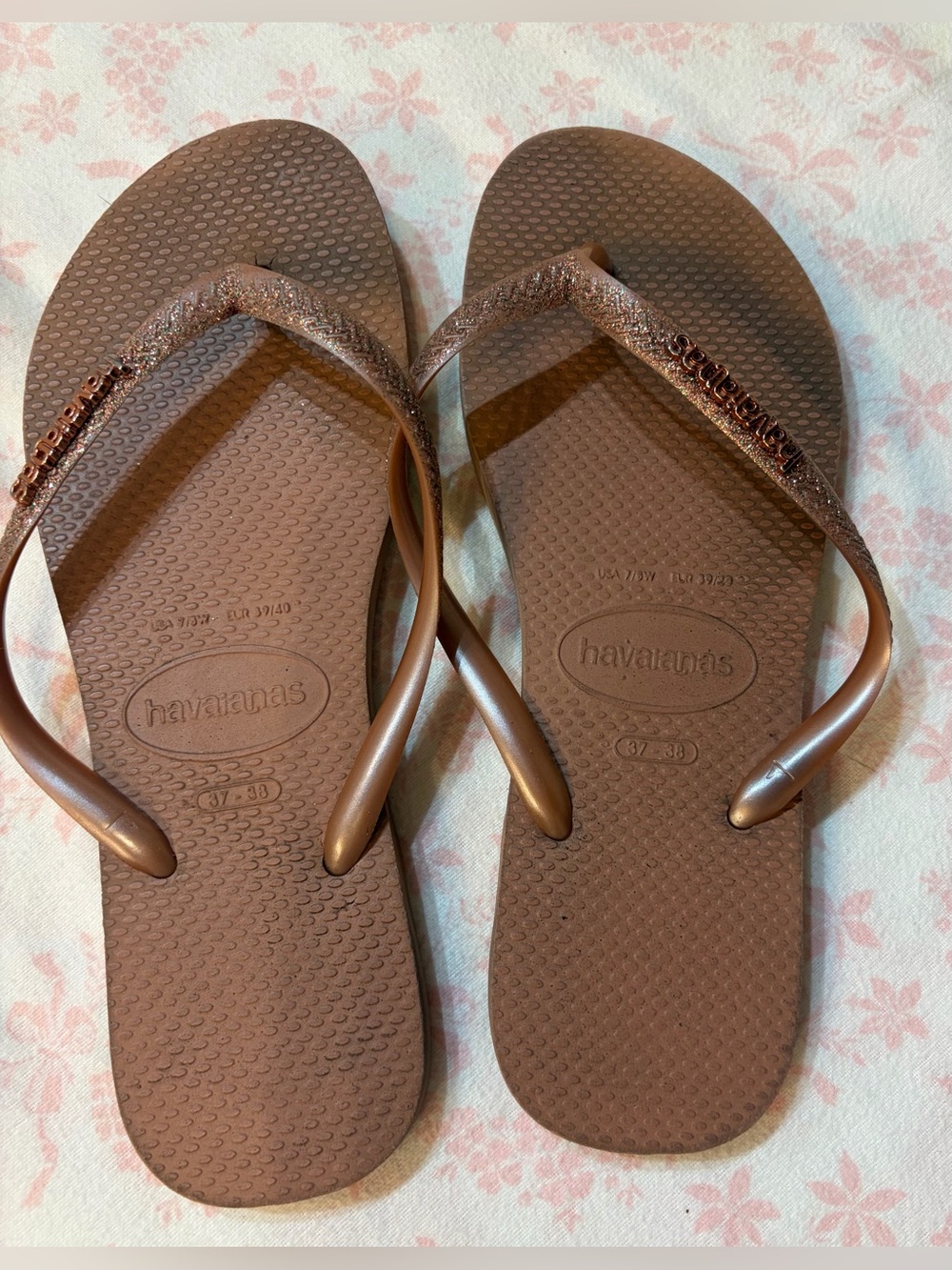 Havaianas Women's Slim Glitter Sandal Crocus Rose Women’s Thong Flip Flops W 7